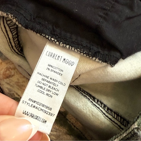 DOLLS KILL Current Mood DaVinci Inspired Skinny Pants Women’s Size Small - Picture 15 of 15